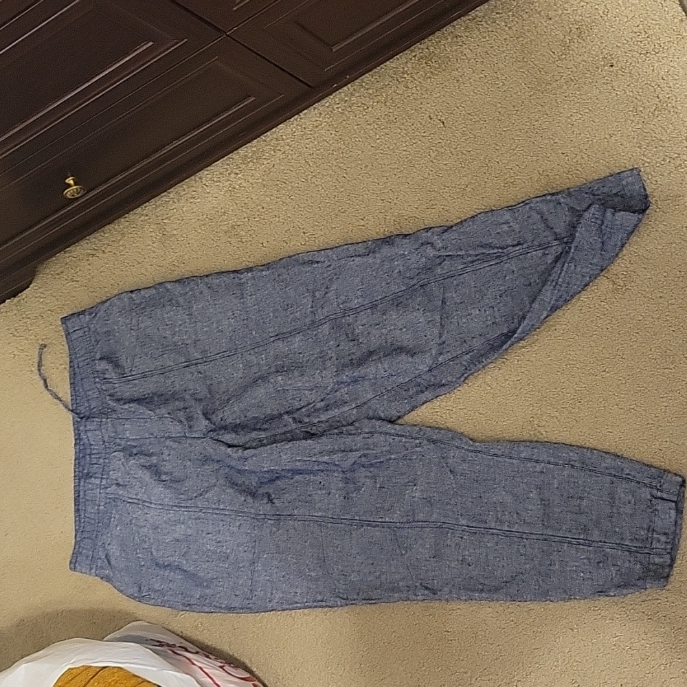 NWOT Old Navy Straight Taper Pants